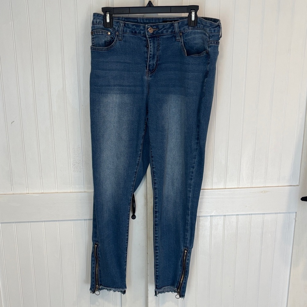 Earl Jeans: skinny ankle, ankle Zipper Blue Jeans size 14